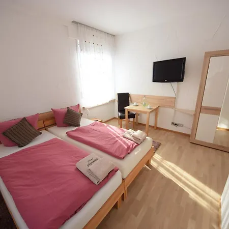 公寓式酒店 Gaestehaus 内卡苏尔姆