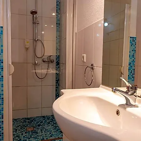 Gaestehaus 3*